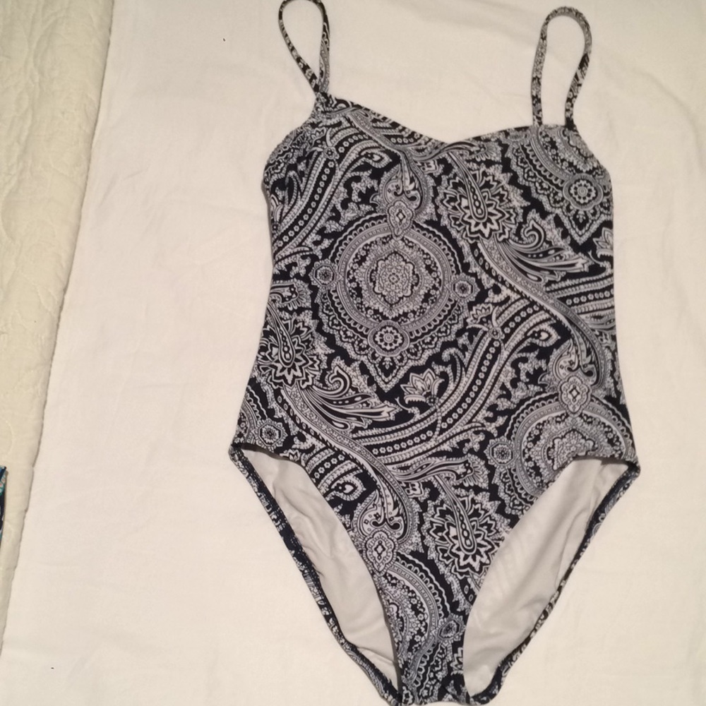 MICHAEL KORS PAISLEY ONE PIECE SWIMSUIT